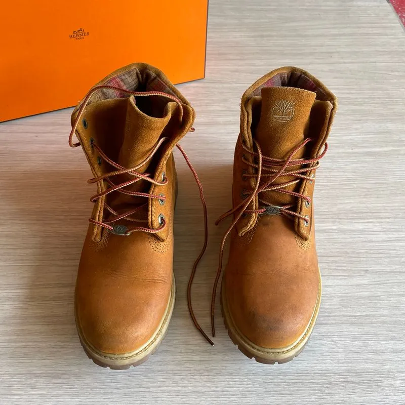 Timberland boots women’s size 38.5 photo 1