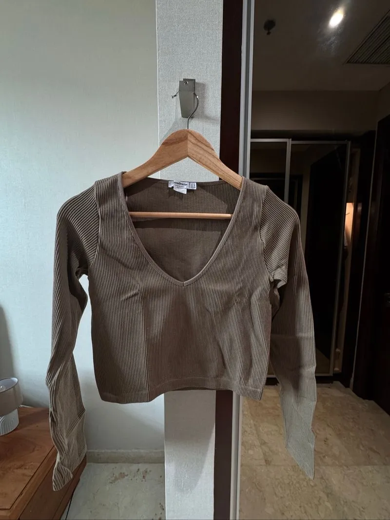 Croptop Long Sleeve photo 1