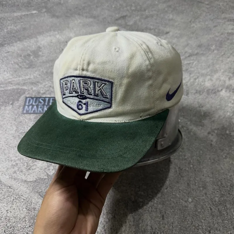 Nike Vintage Caps photo 1