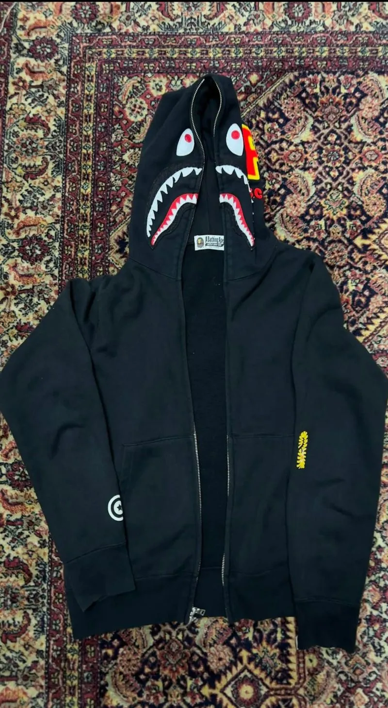 Jaket bape size S  photo 1