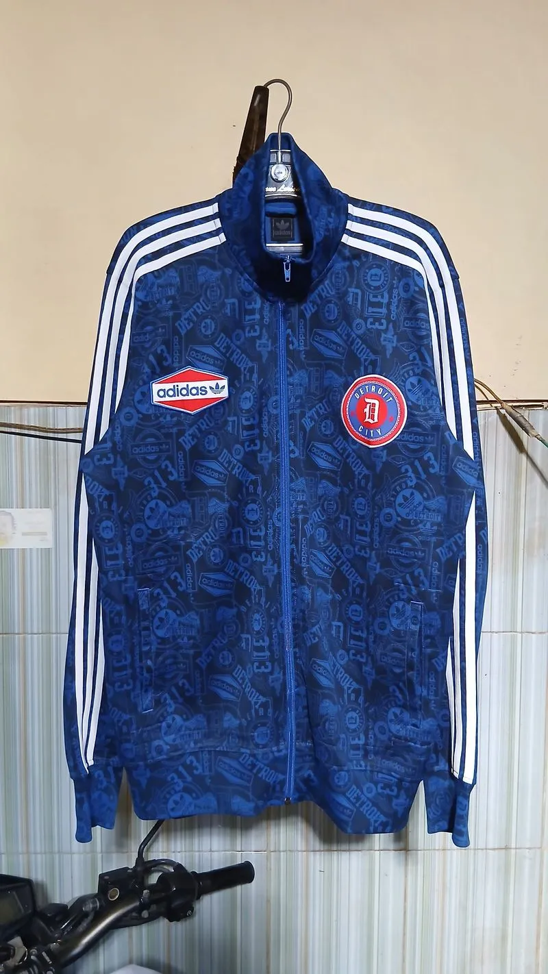 Tracktop Adidas Detroit  City photo 1