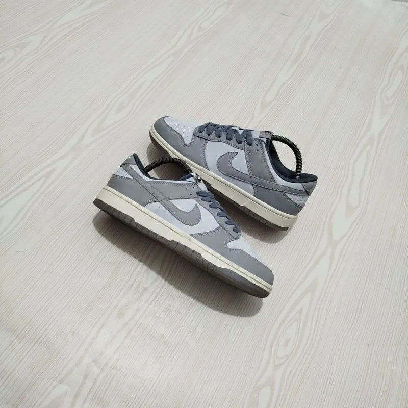 Nike dung low photo 1