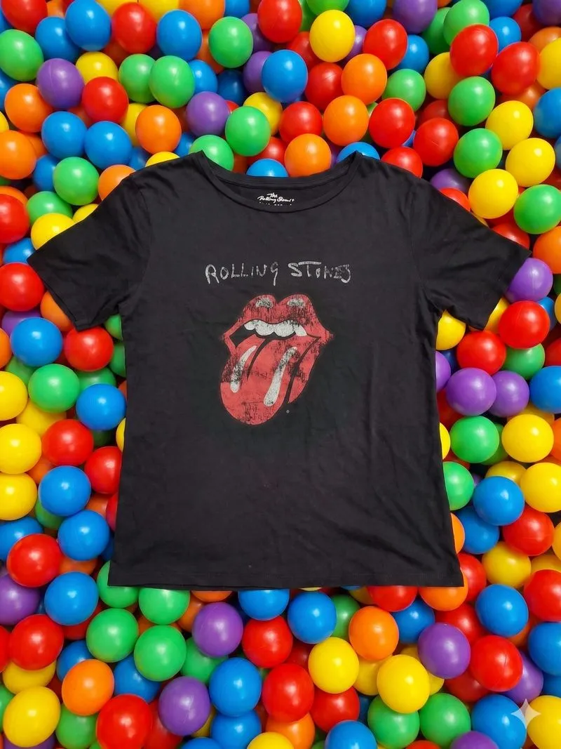 The Rolling Stone Iconic Tongue Tee photo 1