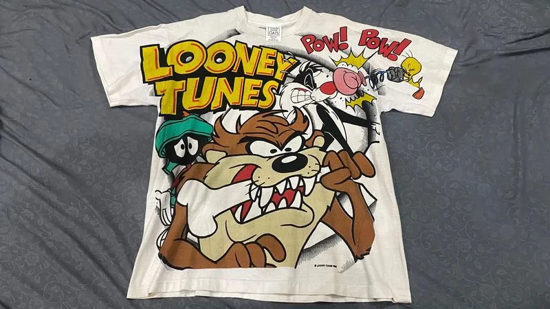 Vintage shirt Taz (Tasmanian Devil) Buka › 90's photo 1