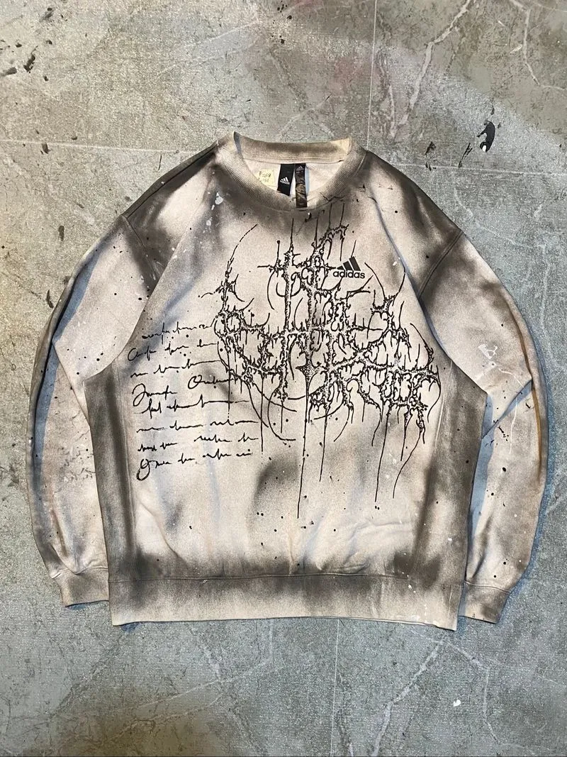 crewneck adidas costum handpainting cibersigilism  photo 1