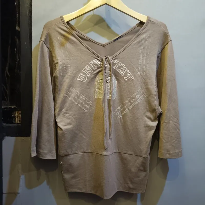 Y2K-style graphic knit top 3/4-length sleeve photo 1