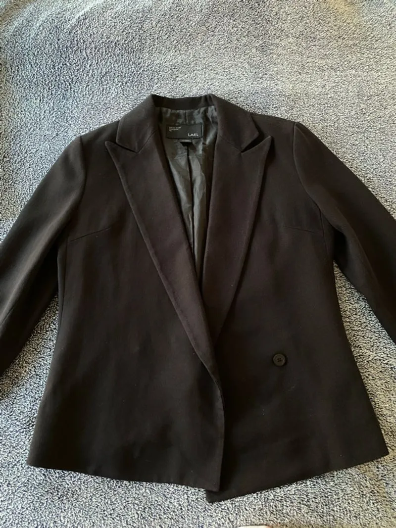 Blazer Hitam photo 1