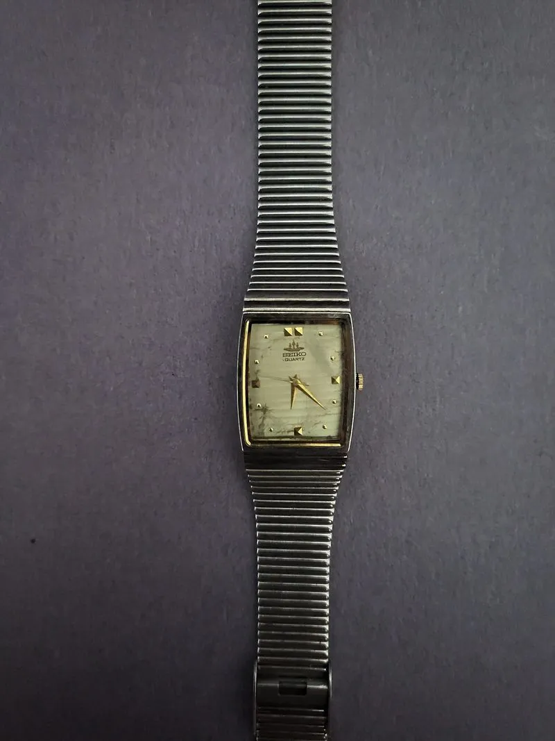 Seiko Galaxy Tank Quartz 8Y21-5050 photo 1