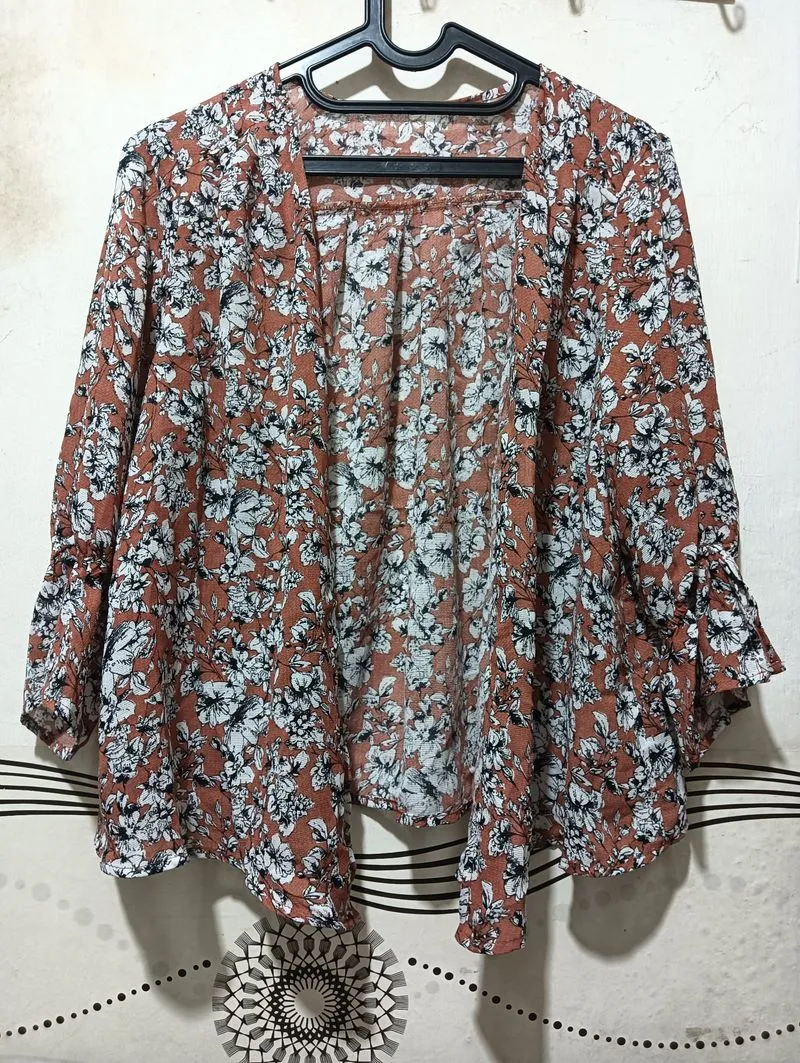 Outher / Cardigan Motif Bunga photo 1