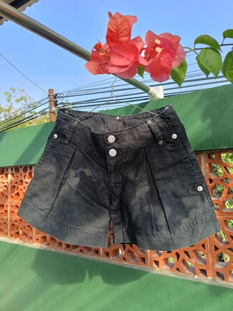 GIRL X GIRL Black Shorts  photo 1
