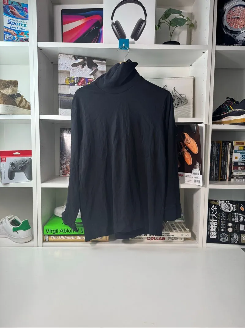 Long sleeve turtle neck uniqlo heatech XL photo 1