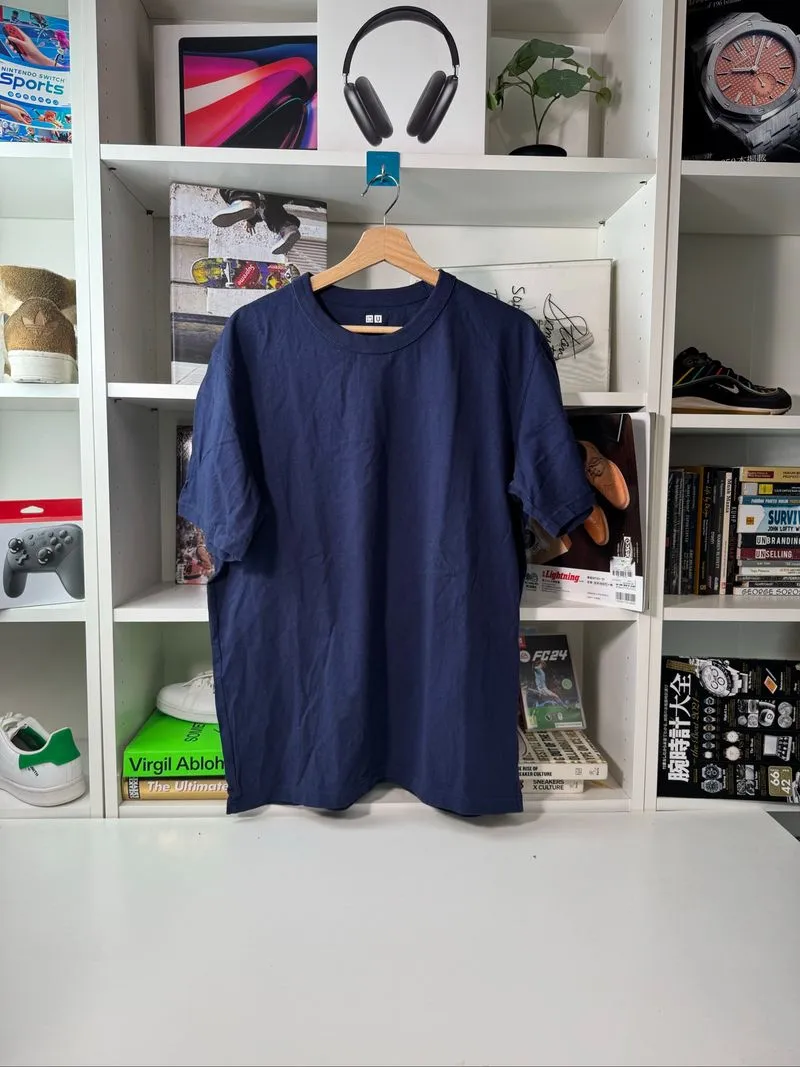 Kaos uniqlo navy XL photo 1