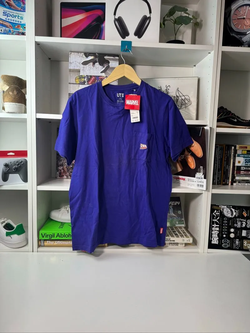 Kaos uniqlo ut marvel purple XL photo 1