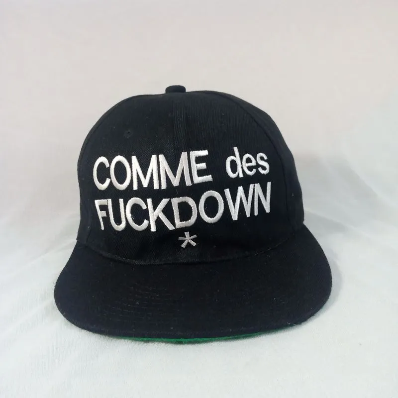 COMME des FUCKDOWN Vintage Streetwear Hat Pria white black photo 1