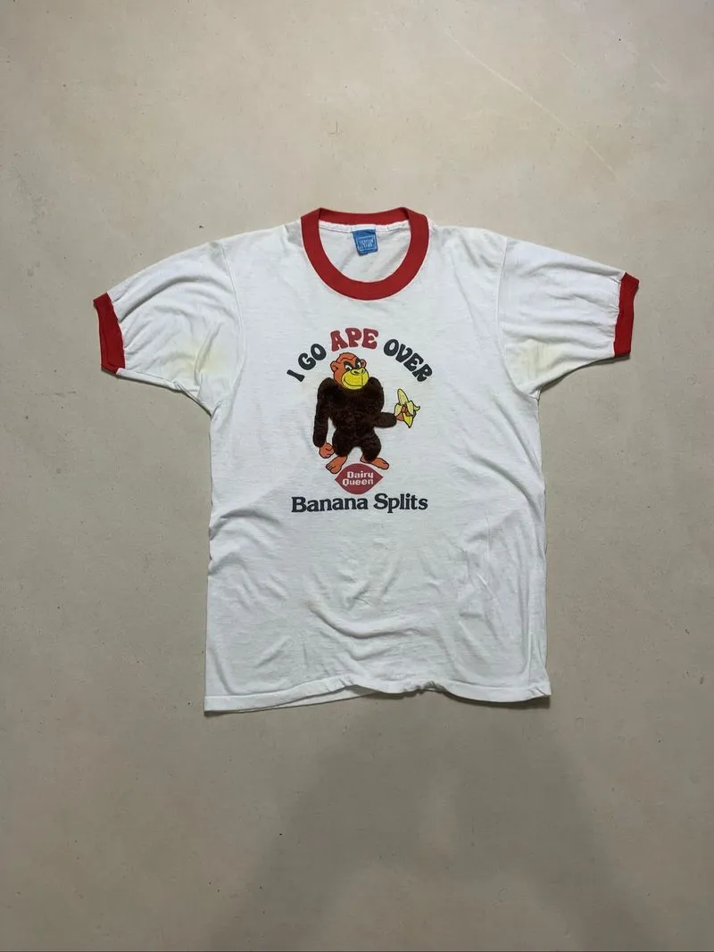 1970-80s Dairy Queen"I Go Ape Over Banana Splits" Ringer T-S photo 1