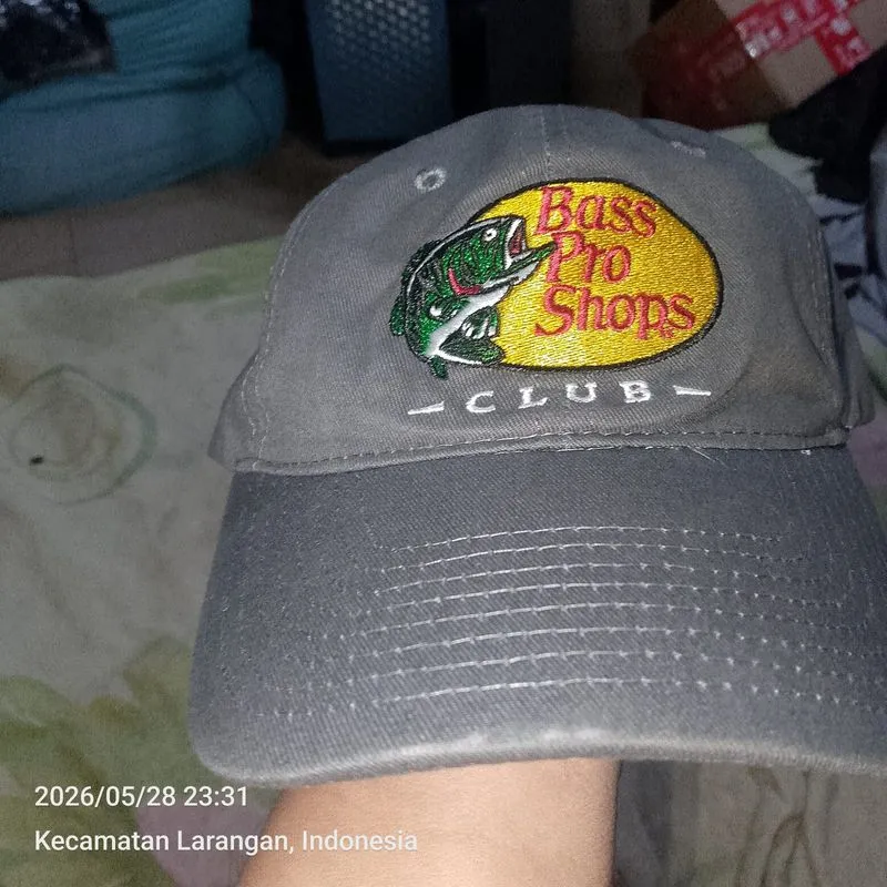 Topi Bass pro shops club photo 1