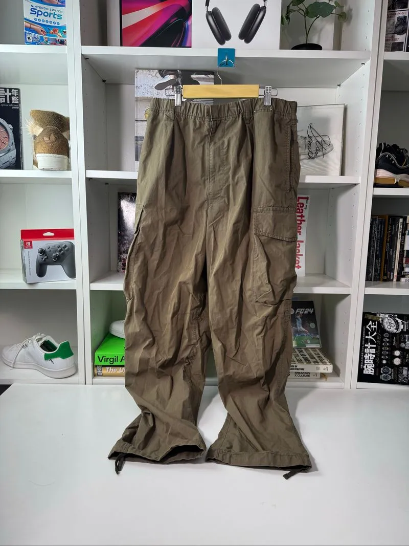 Celana panjang cargo uniqlo olive green L photo 1