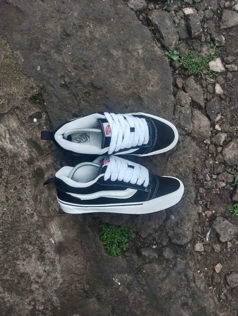 Vans Knu Skool photo 1
