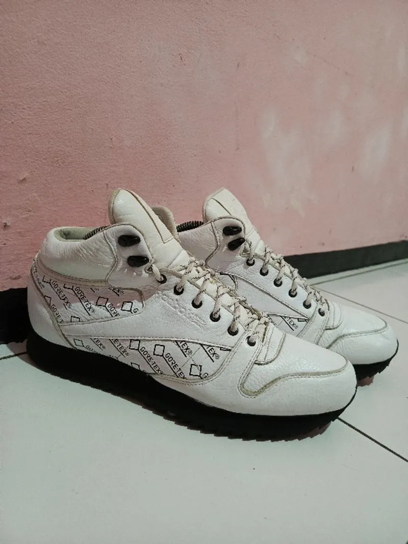 Reebok Classic Leather Mid Ripple GTX White photo 1