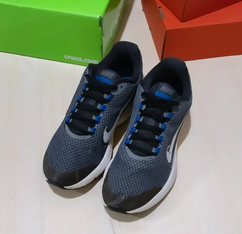 Nike Men’s RUNALLDAY Black/Grey Royal-Jde Running Shoes photo 1