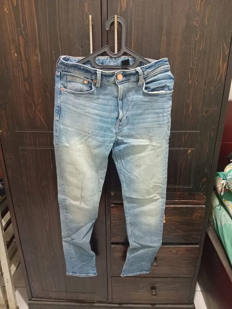 H&M Men Regular Fit Blue Jeans Denim Biru Pria photo 1