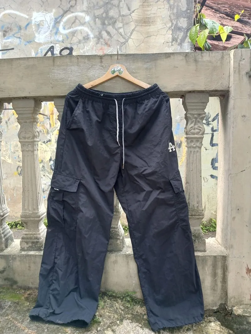 Celana cargo parasut MLB photo 1
