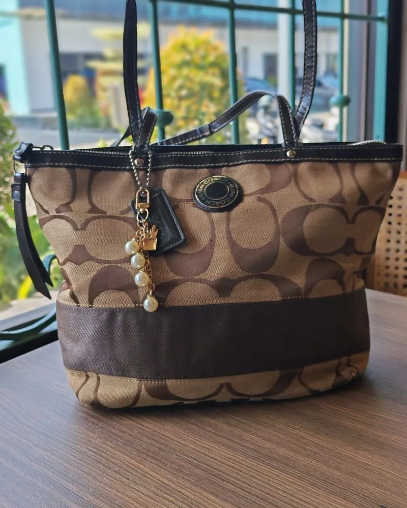 Tas tote coach warna coffee; tote signature canvas photo 1