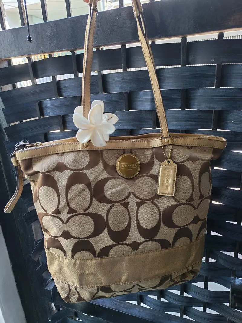 coach signature canvas gold; tas tote zipper photo 1