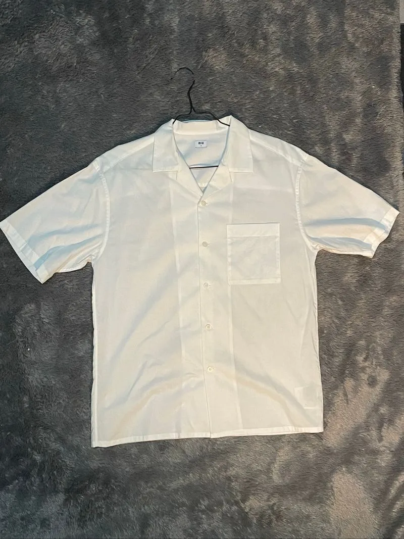 Uniqlo White Shirt photo 1