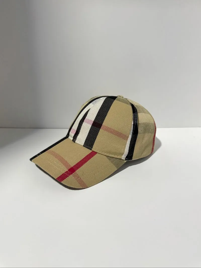 Topi Brand Burberry Check cap beige photo 1