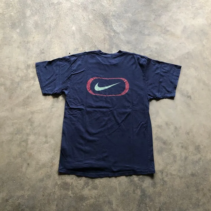 Vintage nike t shirt photo 1