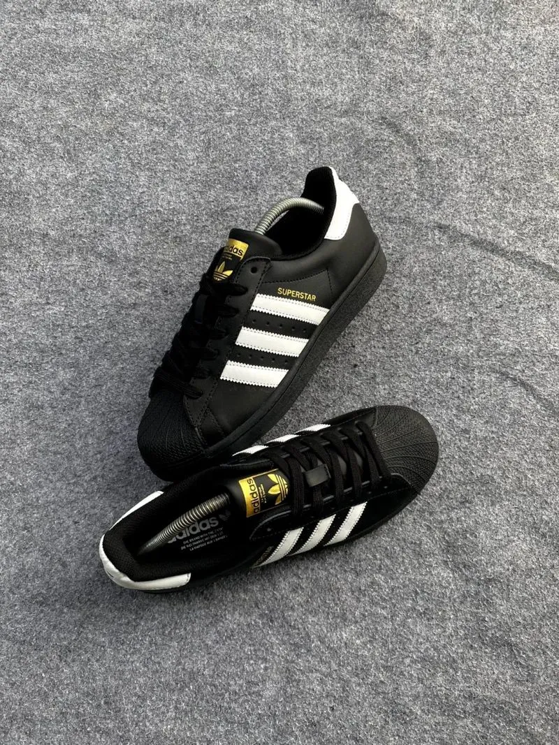 ADIDAS SUPERSTAR BLACK WHITE photo 1