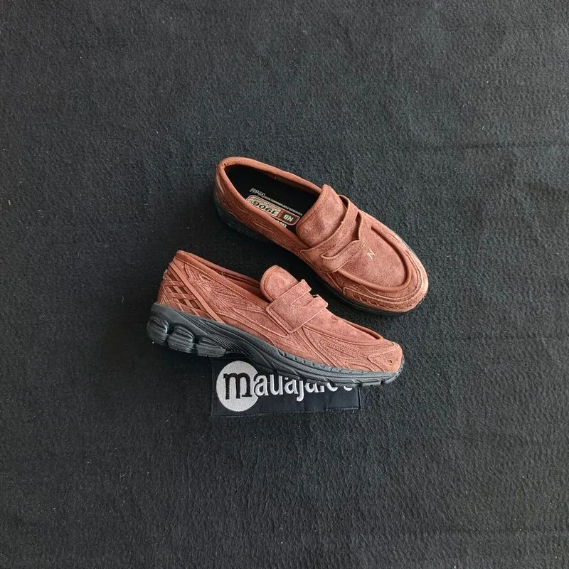 New Balance 1906L Loafers Rich Oak photo 1