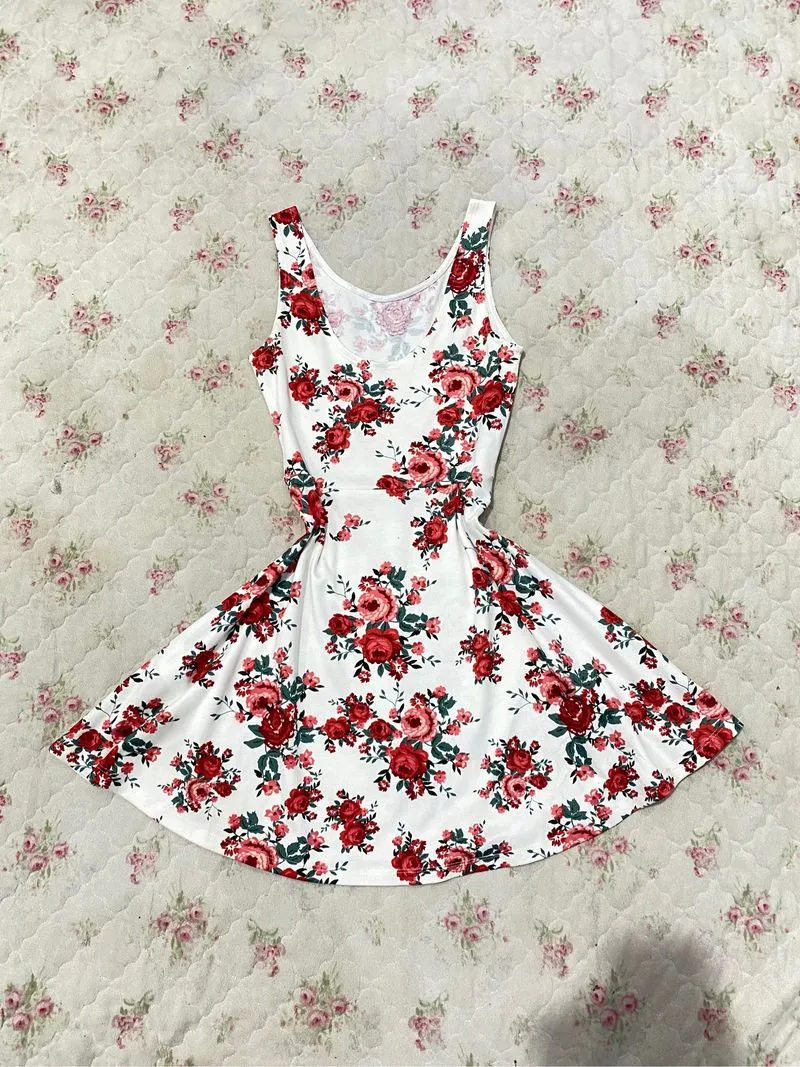 Minidress h&m floral white presbody fairy coquete casual photo 1