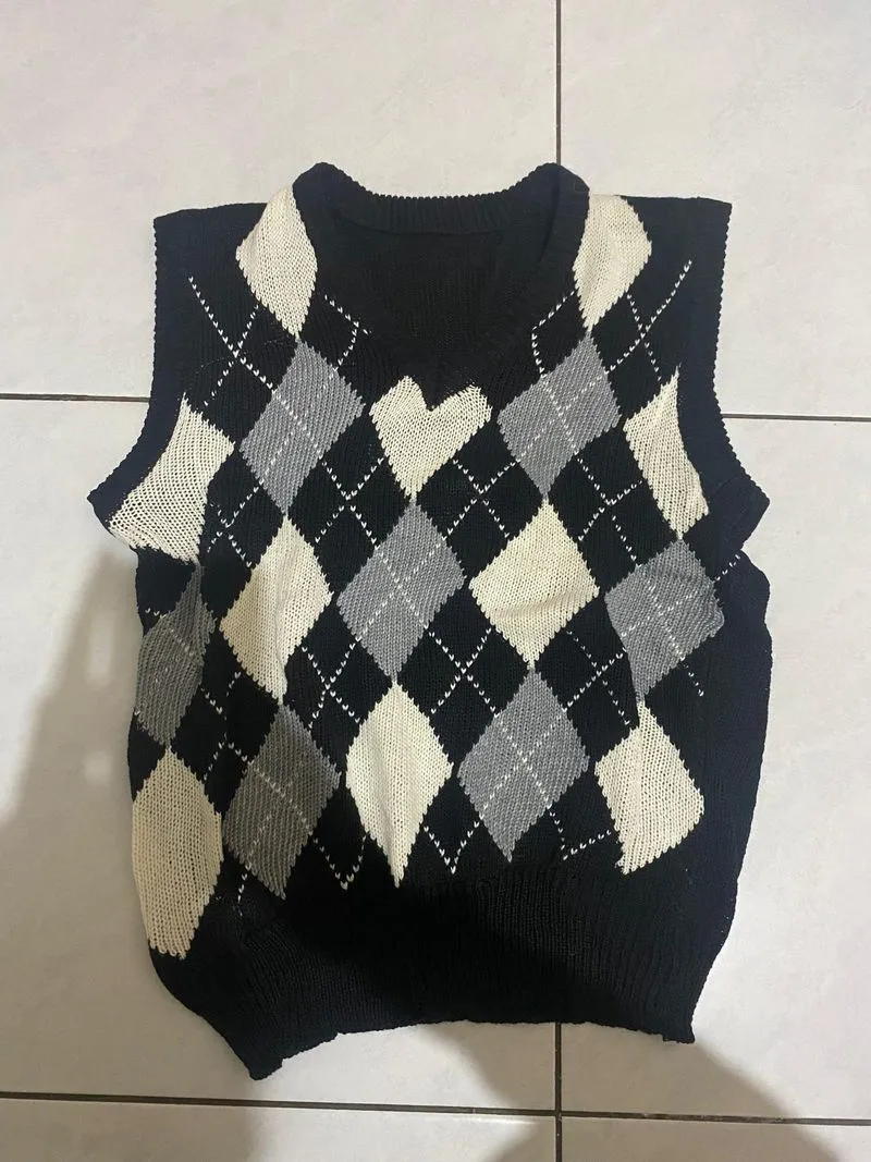 vest  photo 1