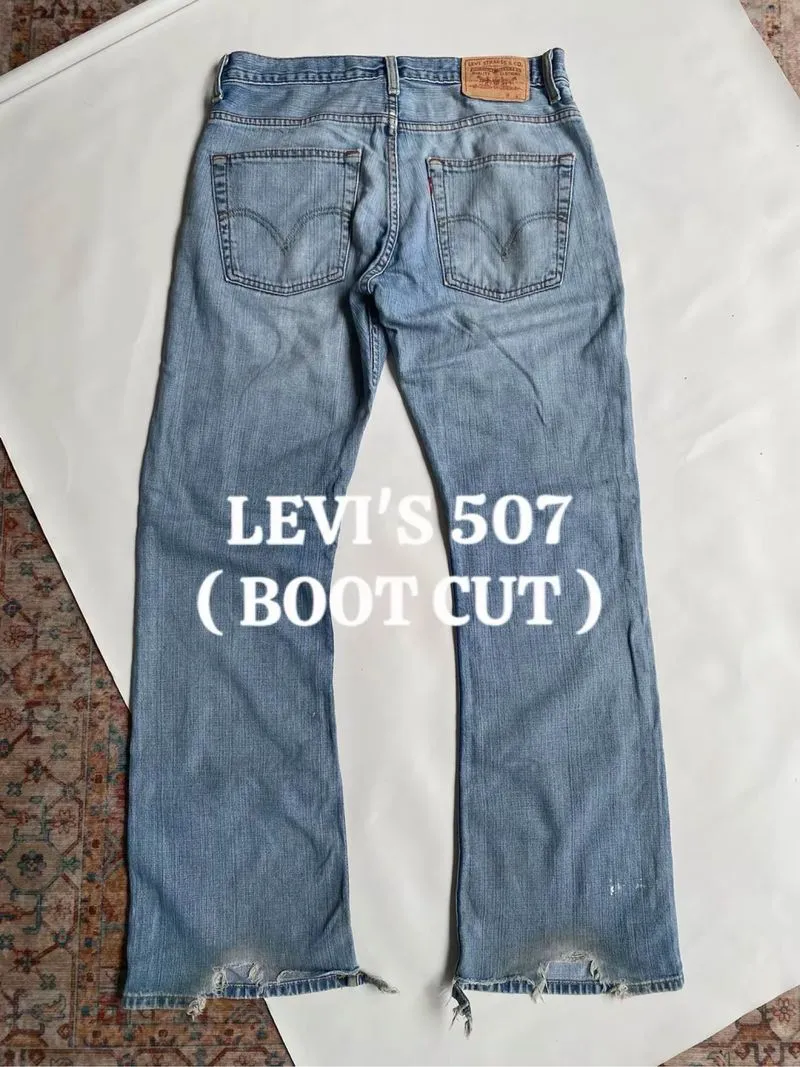 Boot cut levis 507  photo 1