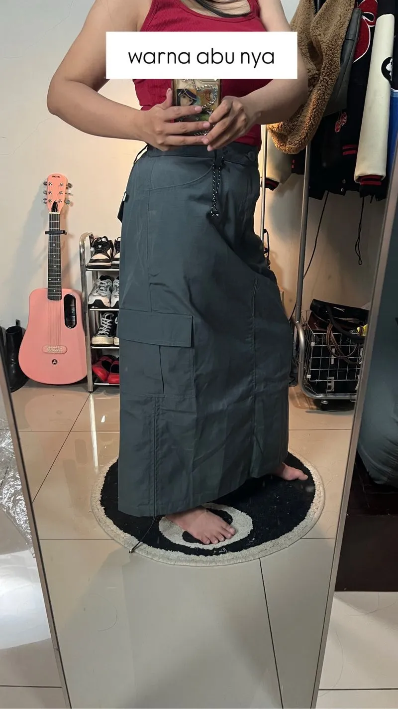 Prickly Cholla Cargo Skirt Grey (new) photo 1