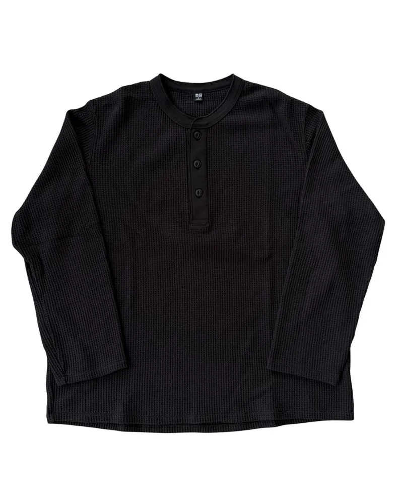 Uniqlo Long Sleeve Black Fitted Henley photo 1