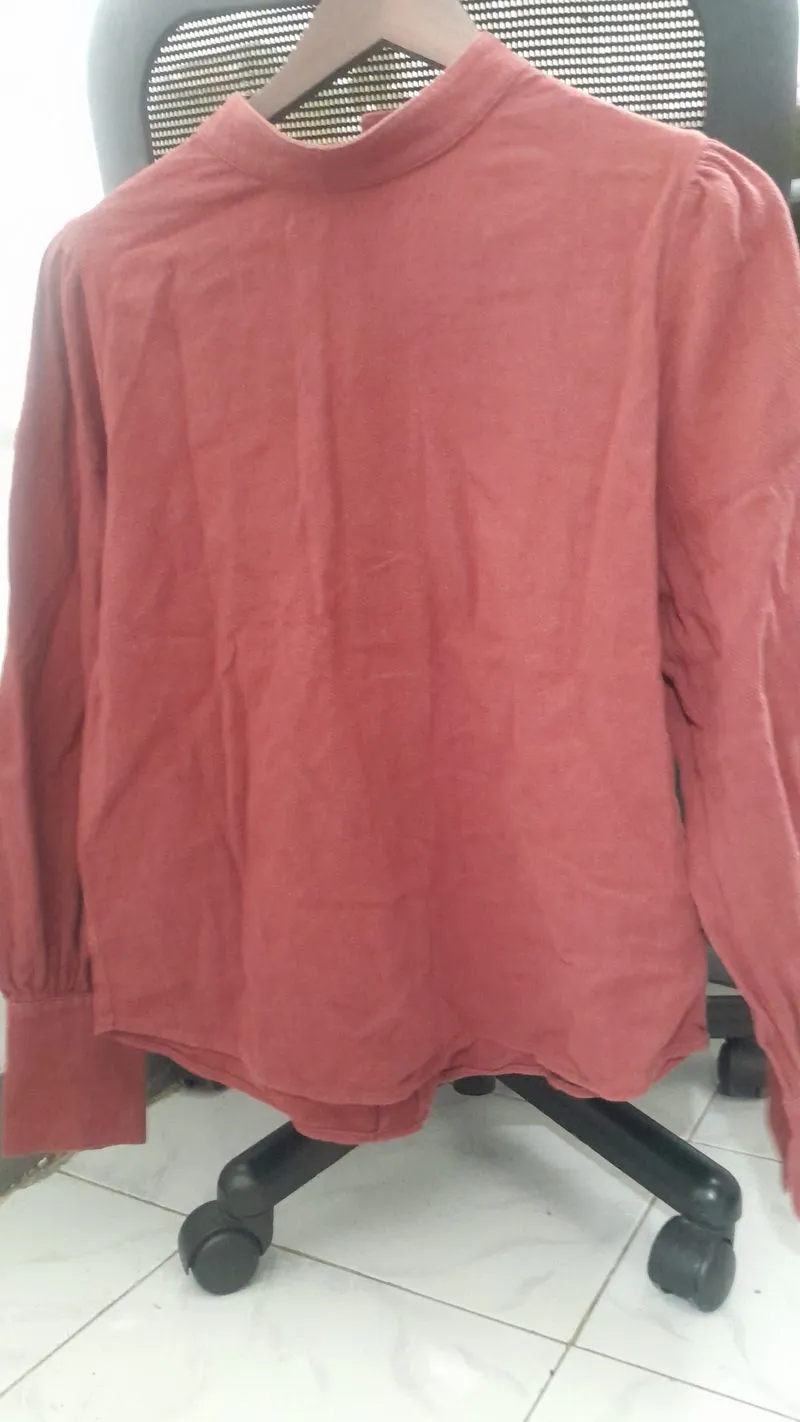 blouse  photo 1
