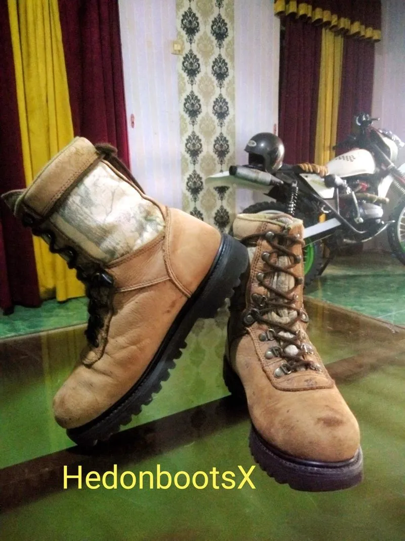 Vintage Wolverine Gore-Tex Thinsulate Hunting Work Boots photo 1