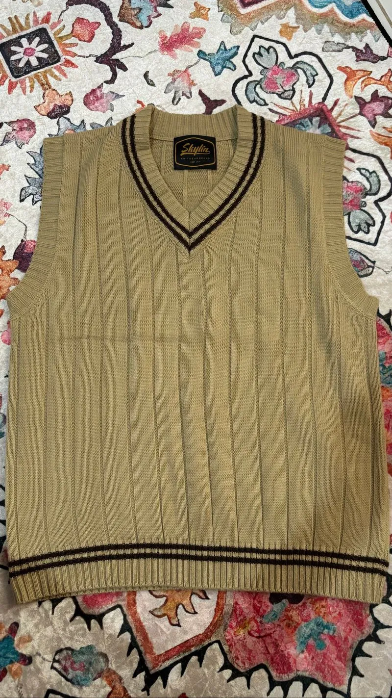 Vest huge photo 1