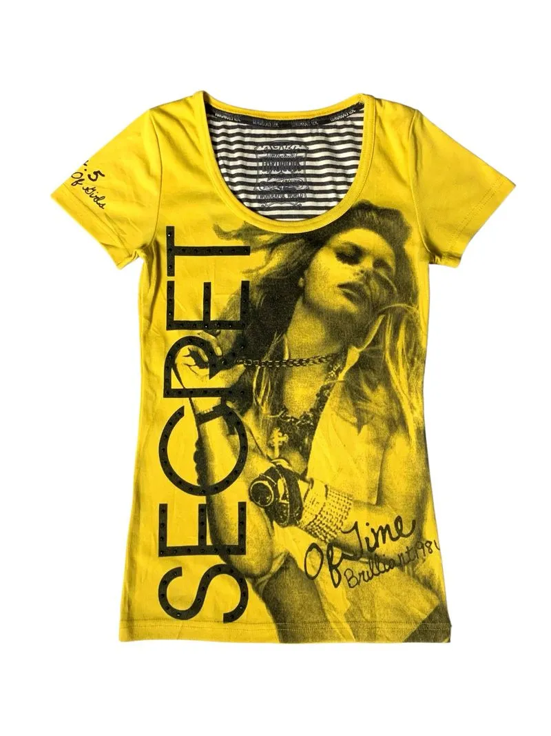 Luxurious izic poem & girl graphic with beads detail tee photo 1