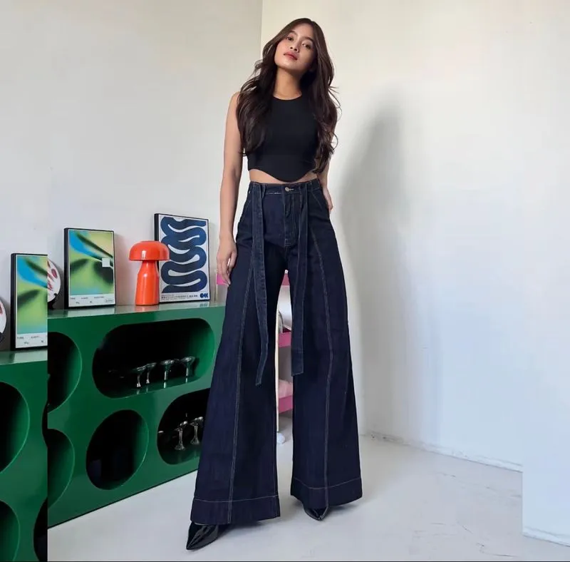 High waist jeans  photo 1