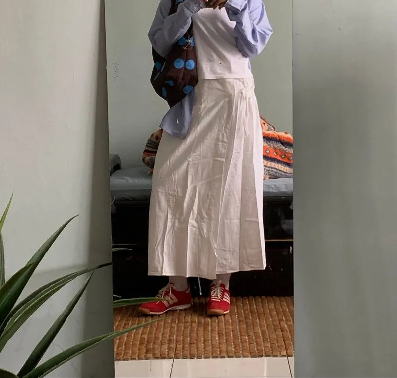 white linen skirt photo 1