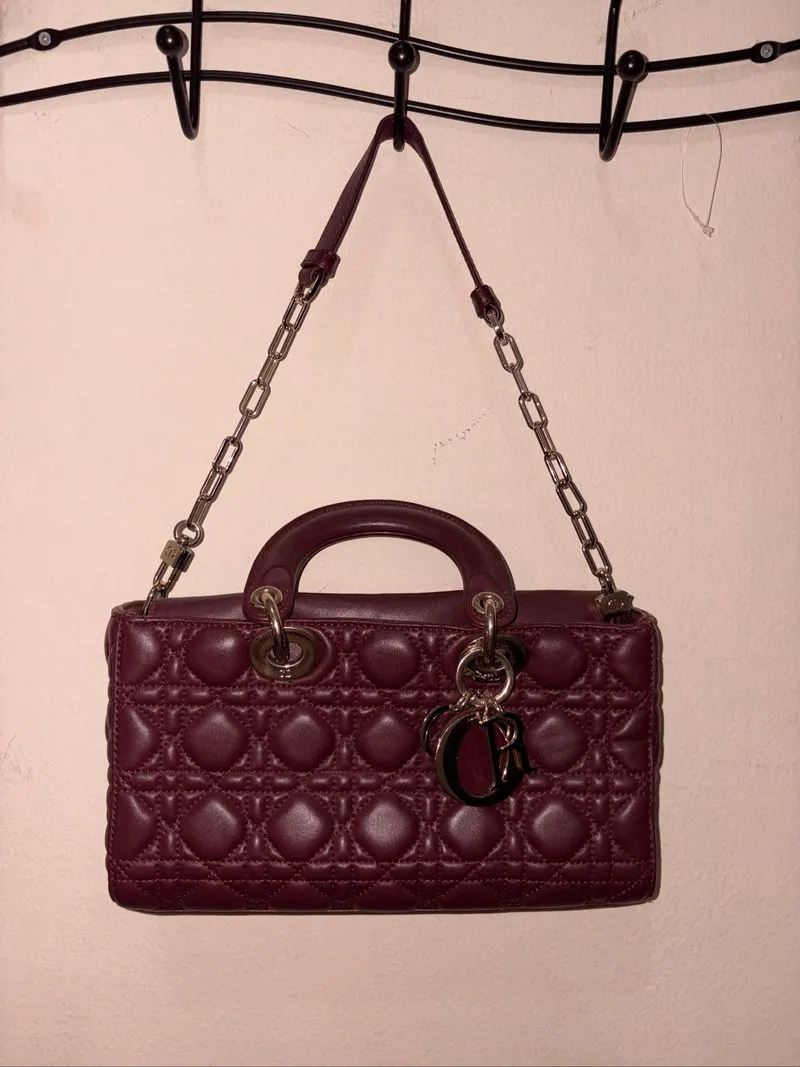 Dior Lady Dior Bag (Medium / East-West Style) [Authentic] photo 1