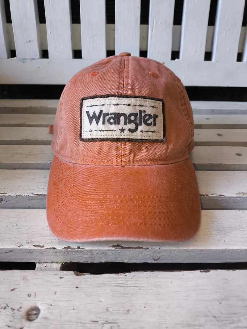 Topi Wrangler photo 1