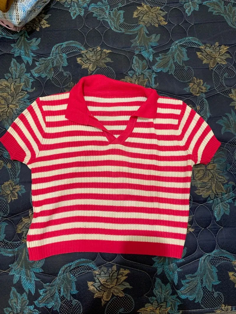 PRELOVED CROP TOP photo 1
