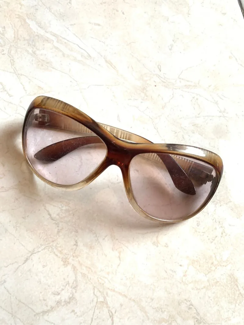 vintage sunglasses photo 1