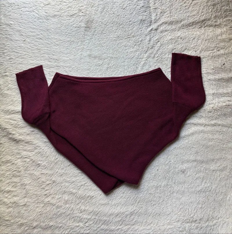 cherrry knit top sweaters 2 looks photo 1