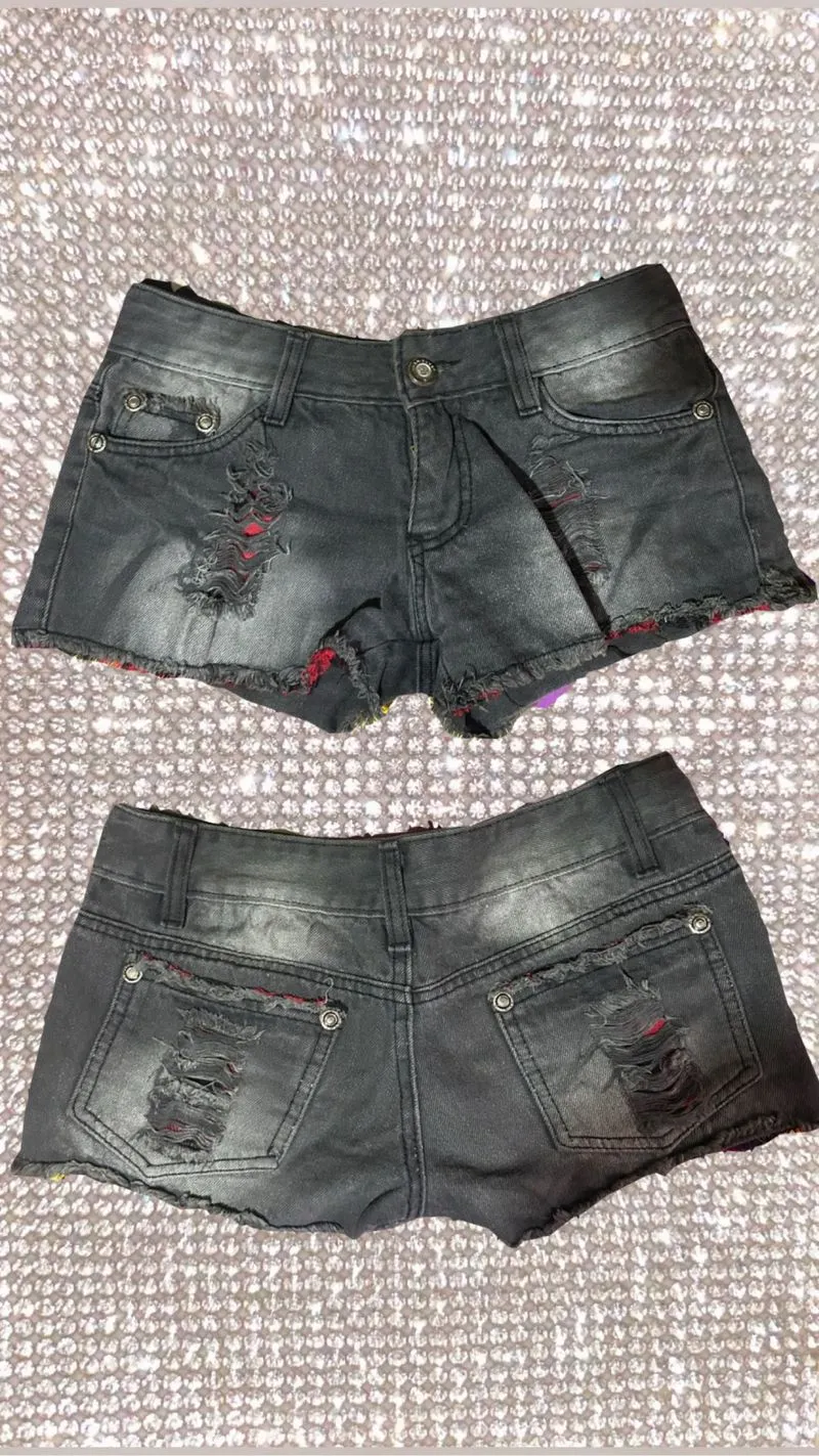 Grunge hotpants photo 1